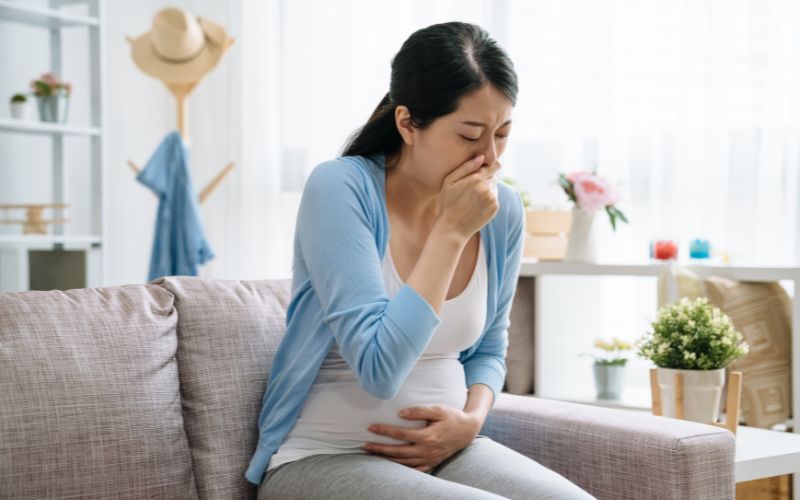 Bà bầu thường dễ gặp phải các vấn đề về họng do sự thay đổi của cơ thể và ảnh hưởng từ môi trường