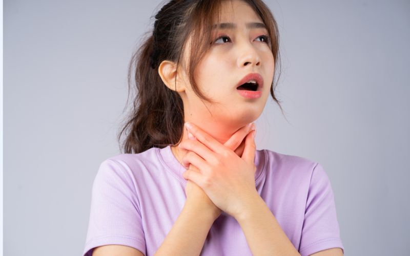 Phân biệt viêm họng và viêm phế quản để điều trị đúng